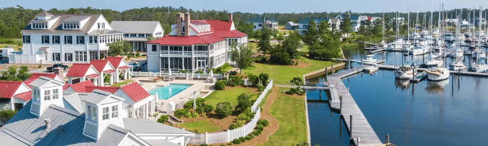 In the town of Oriental, NC, River Dunes’ 28-acre inland basin marina boasts 126 slips with upscale amenities and top notch customer service.
